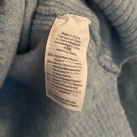 J. Crew Merino Wool/Alpaca Blend Baby Blue Super Soft V-Neck Sweater || SZ XS - Picture 8 of 9